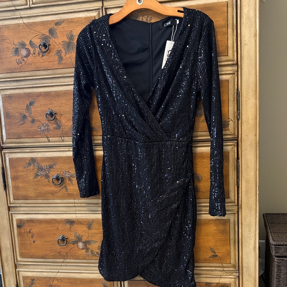 CBR Elegant Black Sequin Long Sleeve Dress